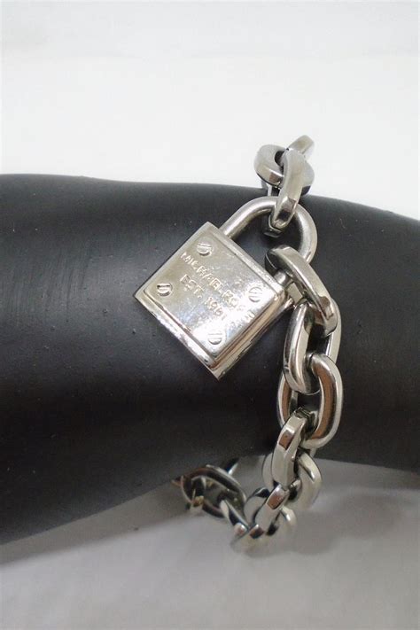 michael kors est 1981 bracelet price